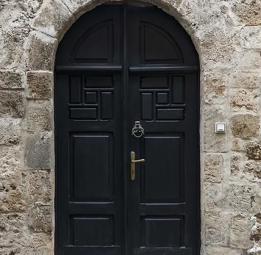 Belvedere Medieval *